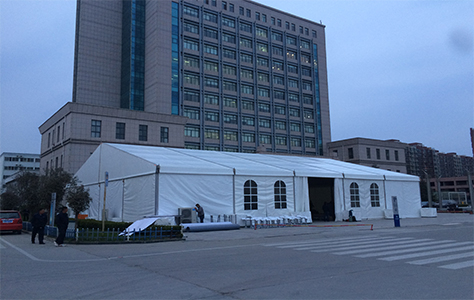  郑州篷房租赁为你解决户外仓储问题