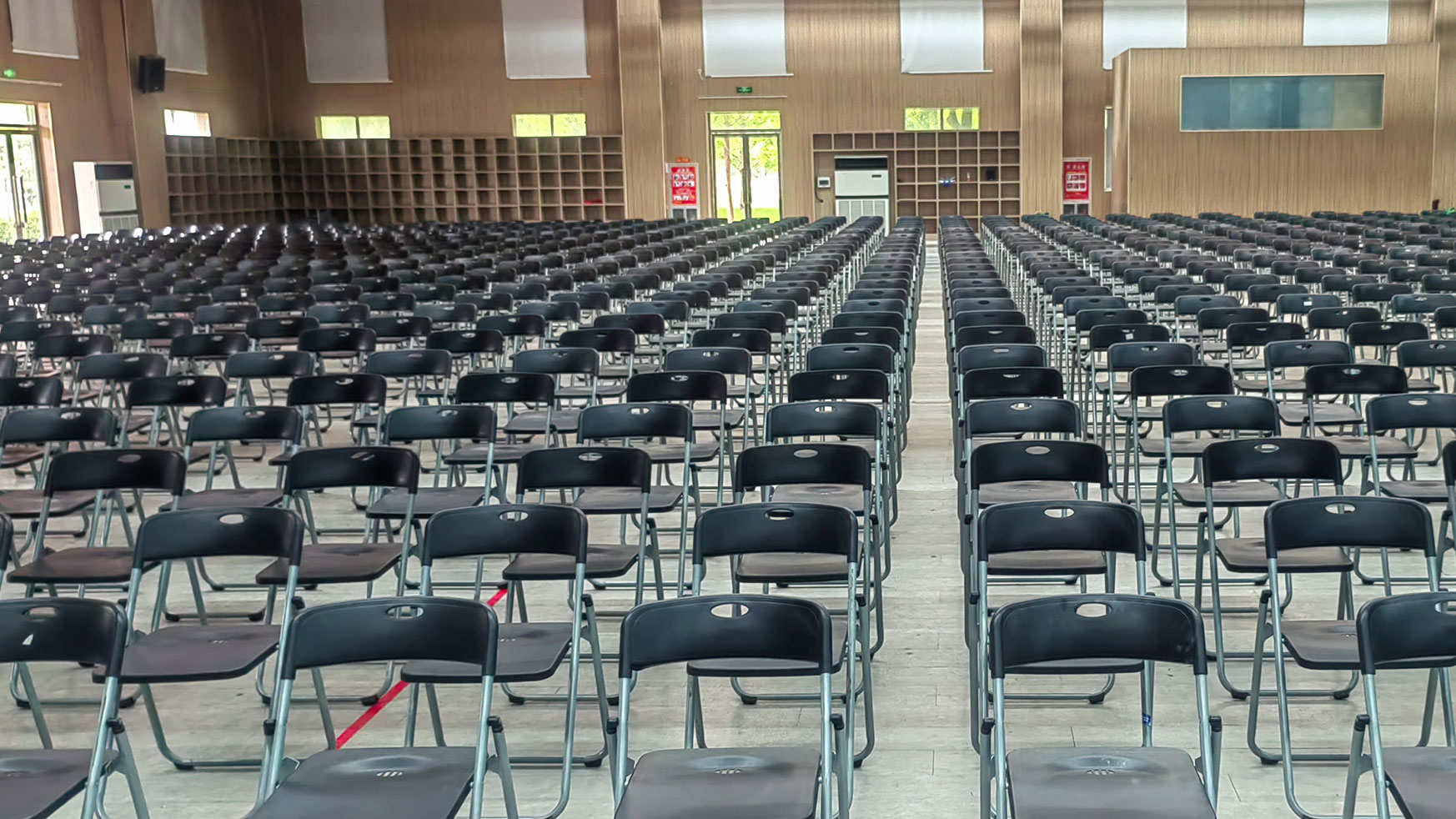 河南华熠郑州桌椅租赁圆满服务河南警察学院校园活动